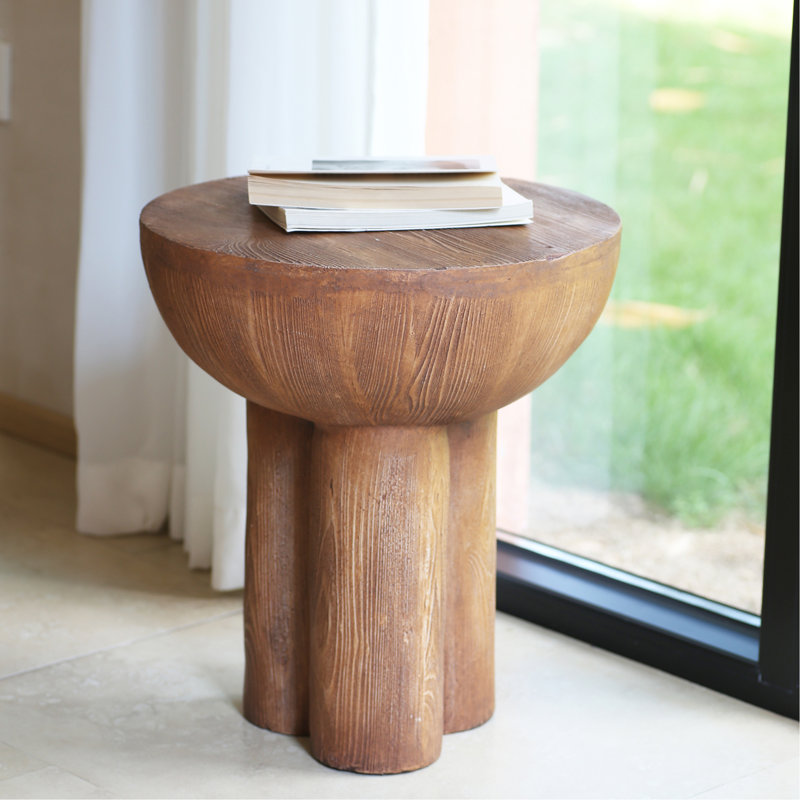 Table d'appoint ronde à trois pieds en grain de bois MGO