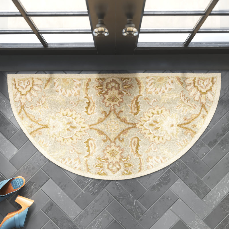 Arden Wool Floral Indoor Rug, Slice 2' x 4'