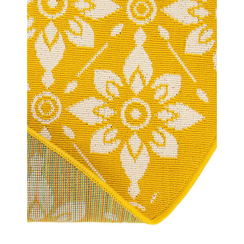 Outdoor Trellis Floral Indoor / Outdoor Rug, Round 6'1"