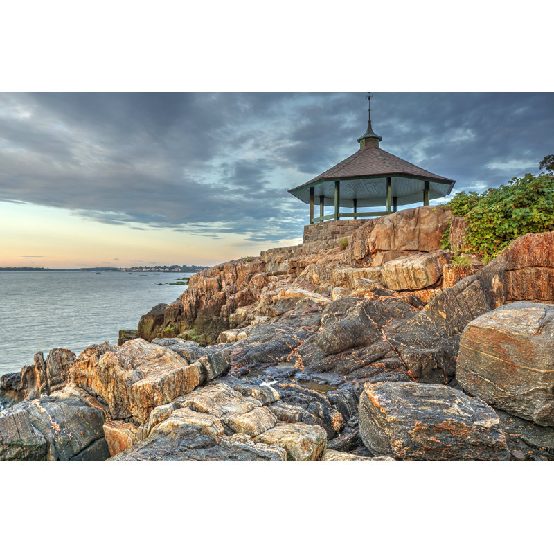 «Sunrise in Larchmont Manor Park» par Sergueïatunin - photographie sur toile tendue, L 30 po x H 20 po