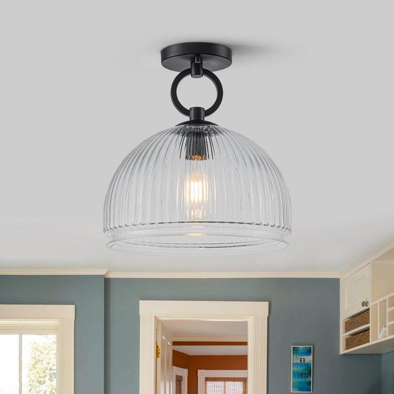 Plafonnier semi-encastré à une lumière, style moderne du milieu du siècle, avec abat-jour en verre transparent cannelé.