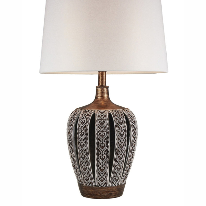 Lampe de table en polyrésine à finition brune 28,25 "" Everly "avec abat-jour blanc