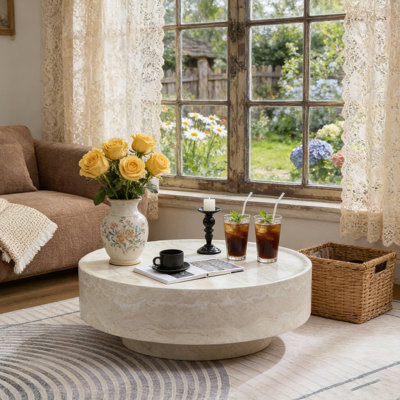 Elegant Round 35.43 " Coffee Table Ideal For Living Room Family Time & Cozy Afternoon Moments