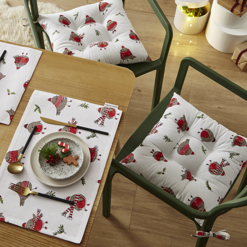 Christmas Robins Cotton 40x40cm Seat Pad Pair White Red