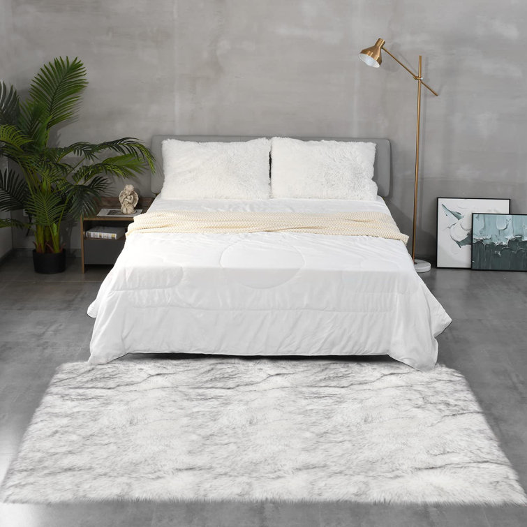 Kove Faux Sheepskin Indoor Rug