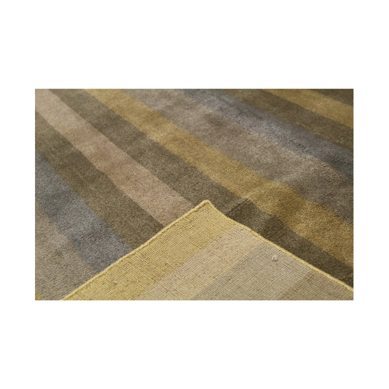 Ecco Gabeh Wool Striped Area Rug
