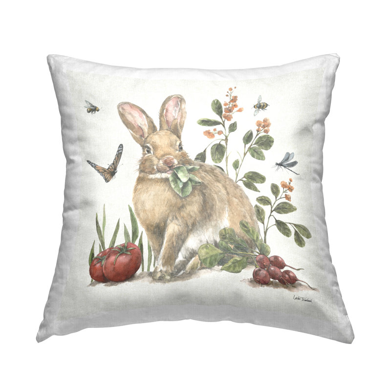 Coussin décoratif imprimé "Rabbit & Butterfly Garden" par Leslie Trimbach