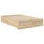 Bed-741350524