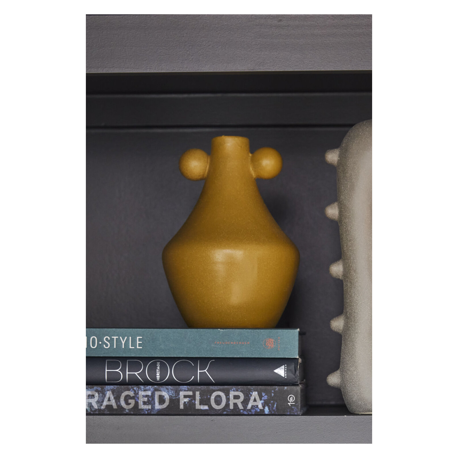 Martinez 8.5'' Ceramic Table Vase