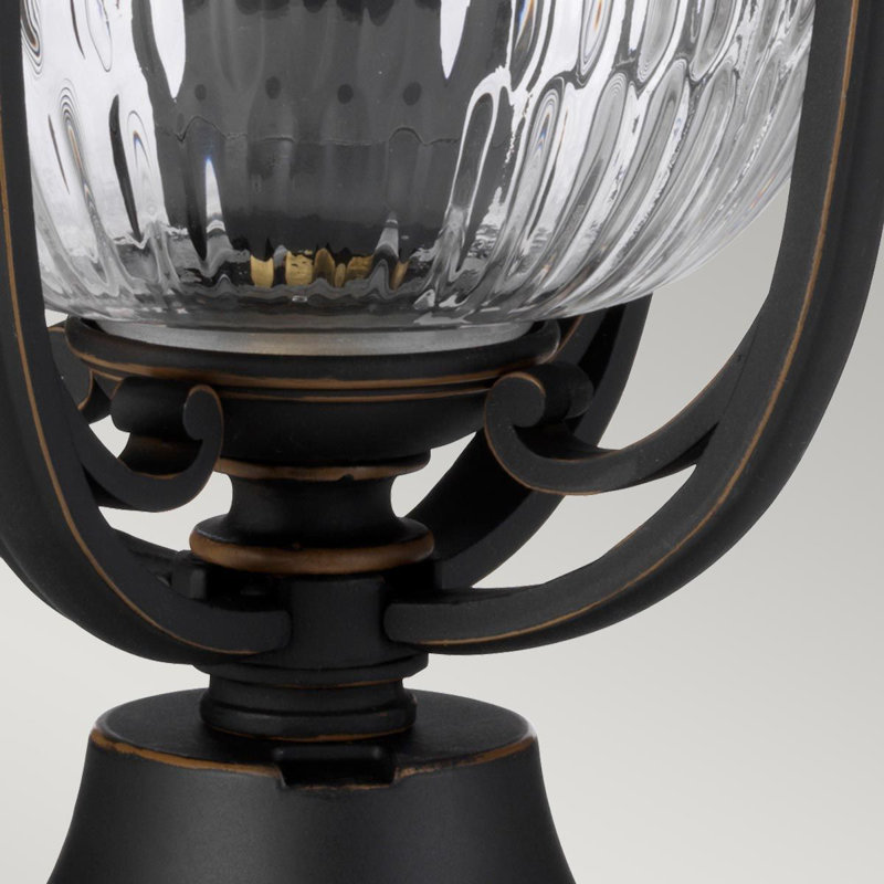 Uxbridge Pier Mount Light