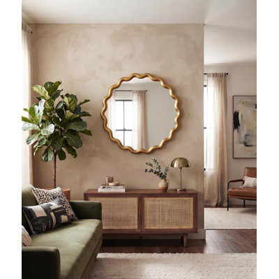 Wavy Mirror