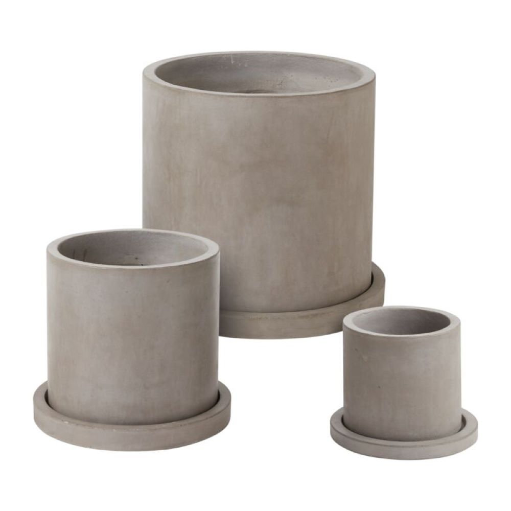 Lemont 18" Concrete Pot Planter, 16.25" H x 18" W x 18" D