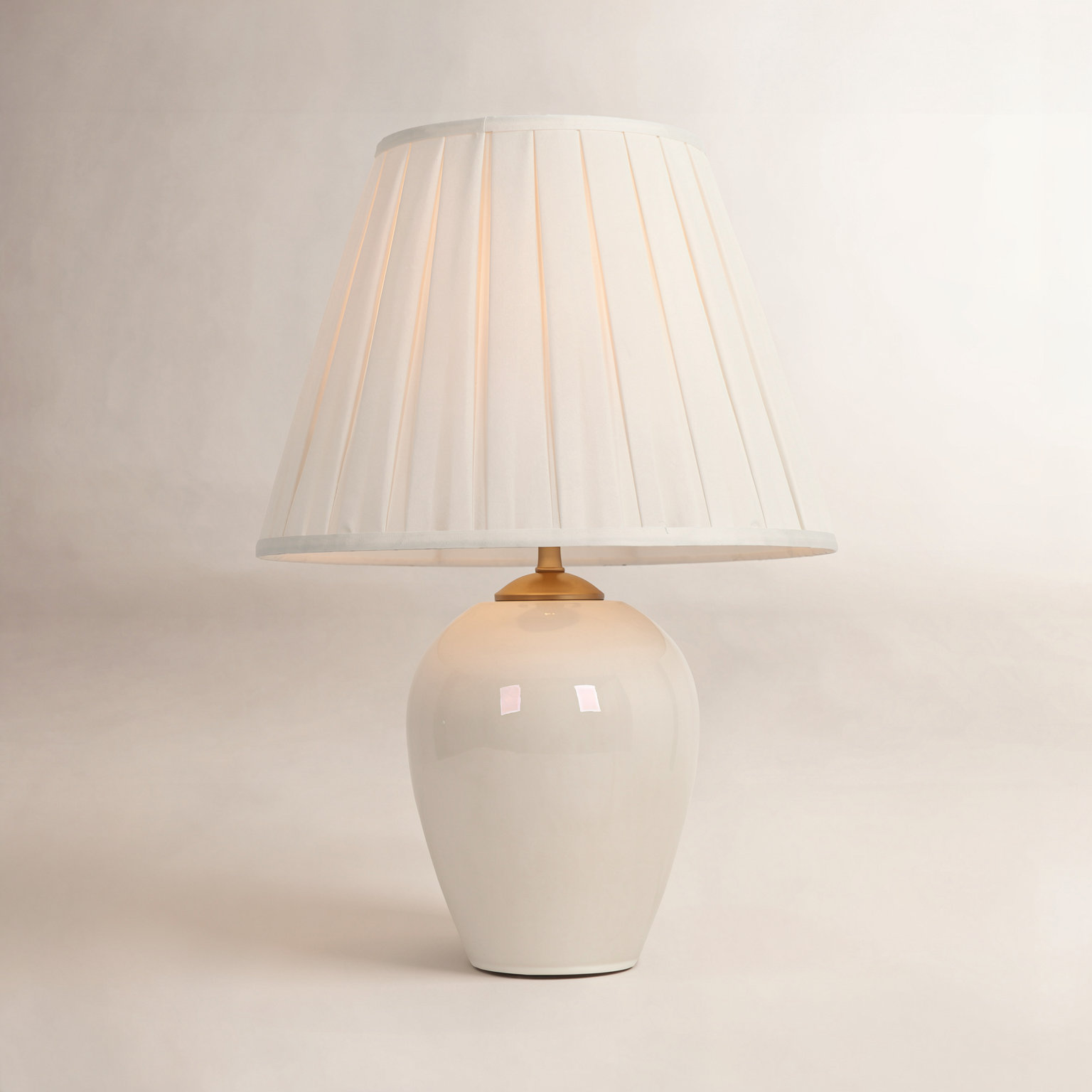 Dimmable Ceramic Table Lamp, White