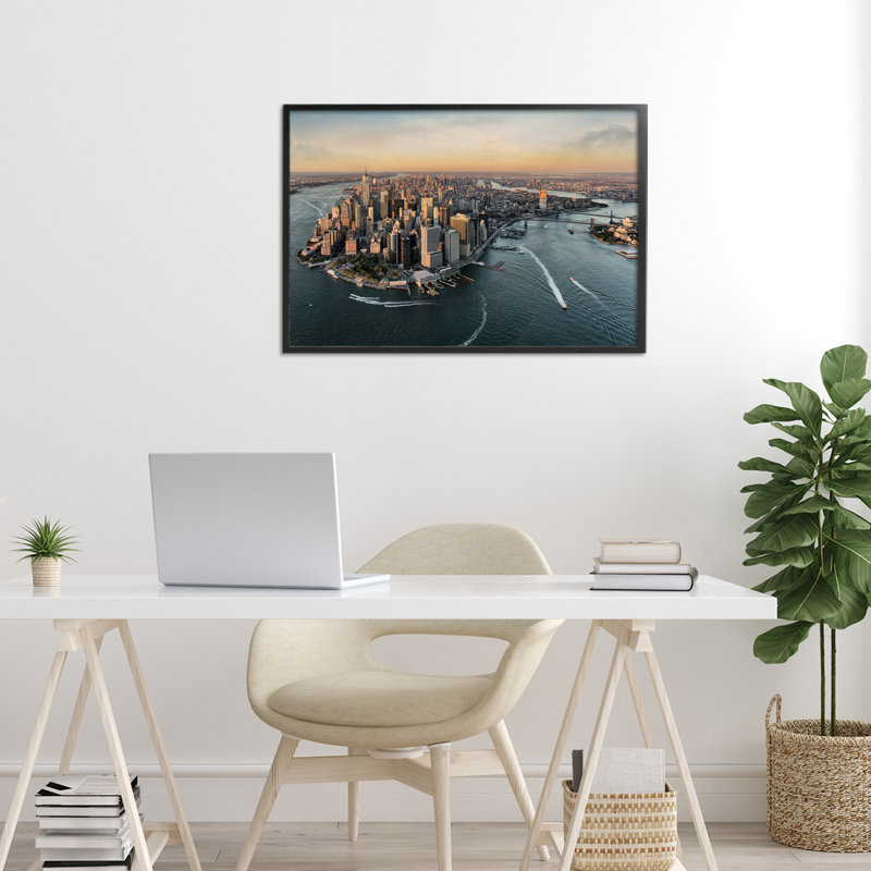 «Manhattan From Above», estampe numérique, conception de Scott Stulberg, 16 x 24, Midnight Black Giclee Framed