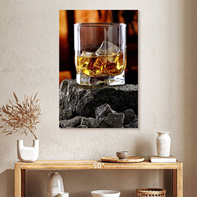 Yarlin Whiskey On Rocks