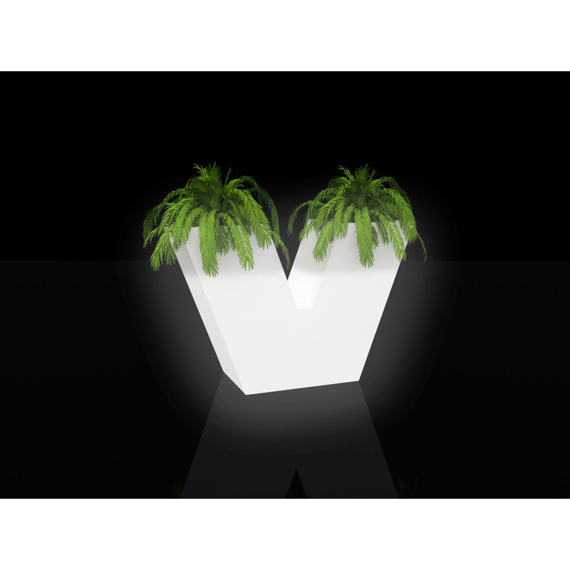 Uve Resin Pot Planter