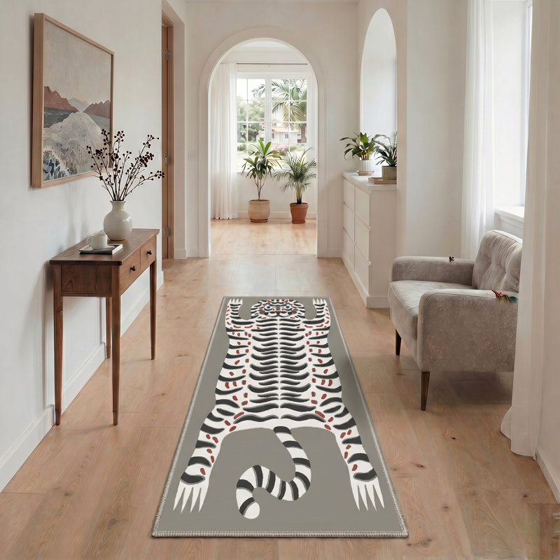 Tapis gris / ivoire à imprimé animal Abidi Funky Tiger, Lotus blanc, Rond 5 pi