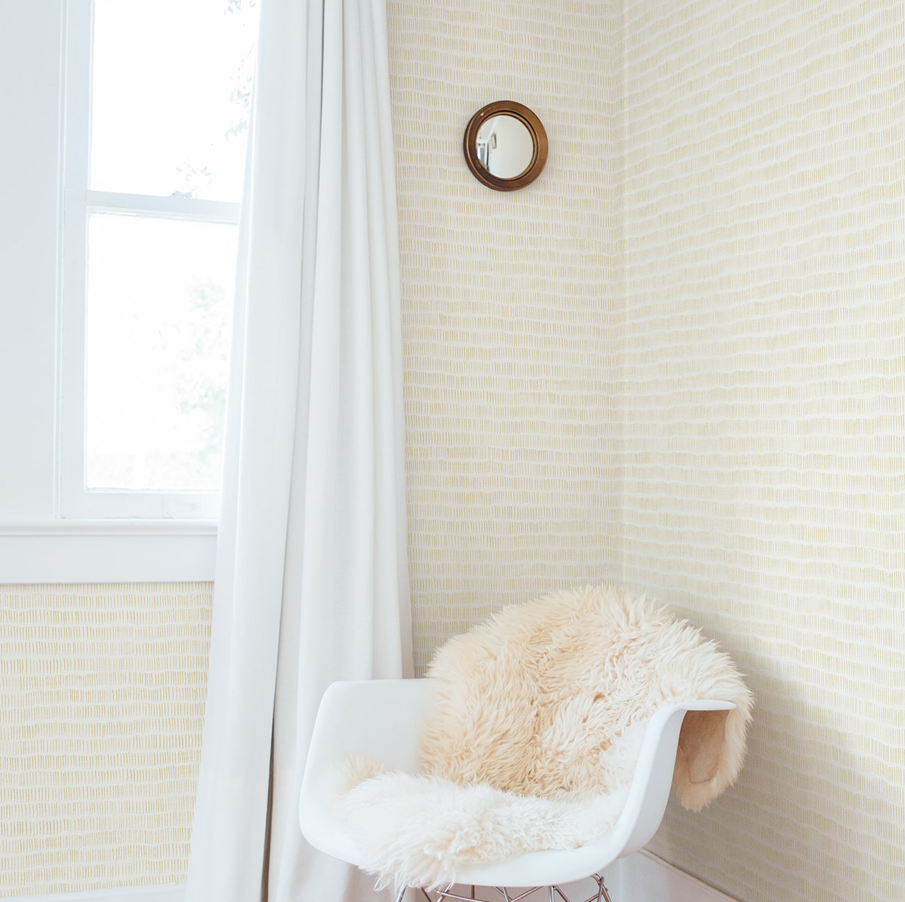 Baylor Modern Striped Wallpaper, Yellow