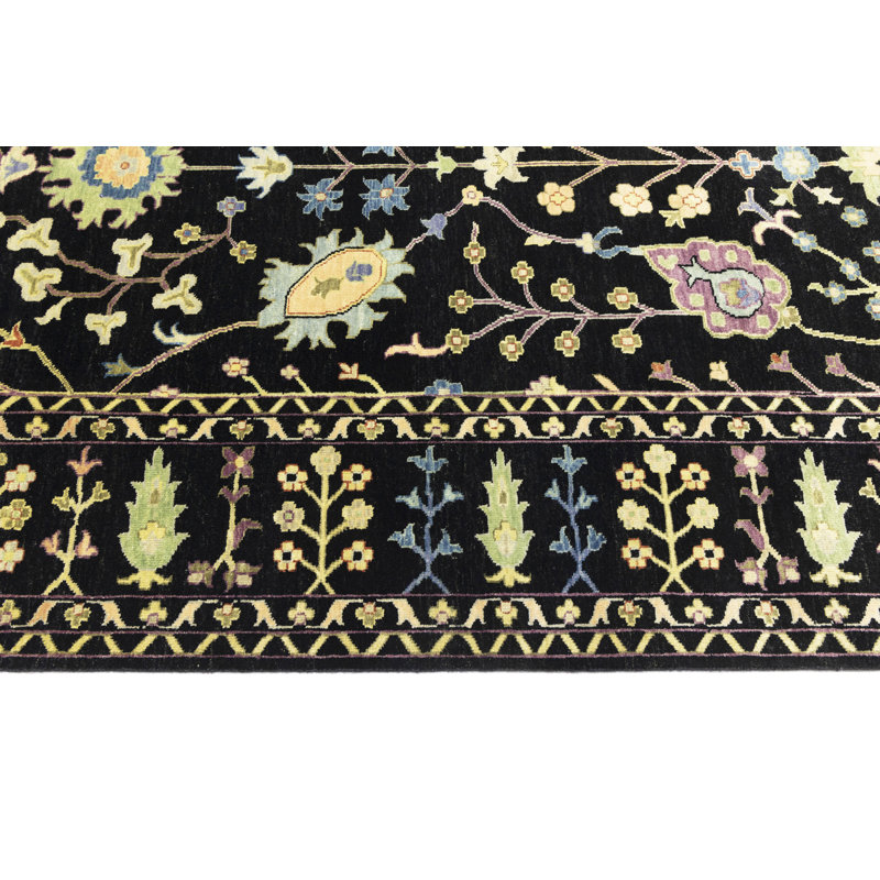 Tapis noir traditionnel Oushak Chobi