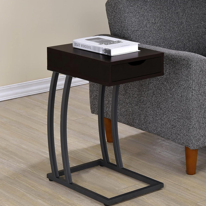 Table de bout bronze industriel et cappuccino avec ports de rangement, Noir