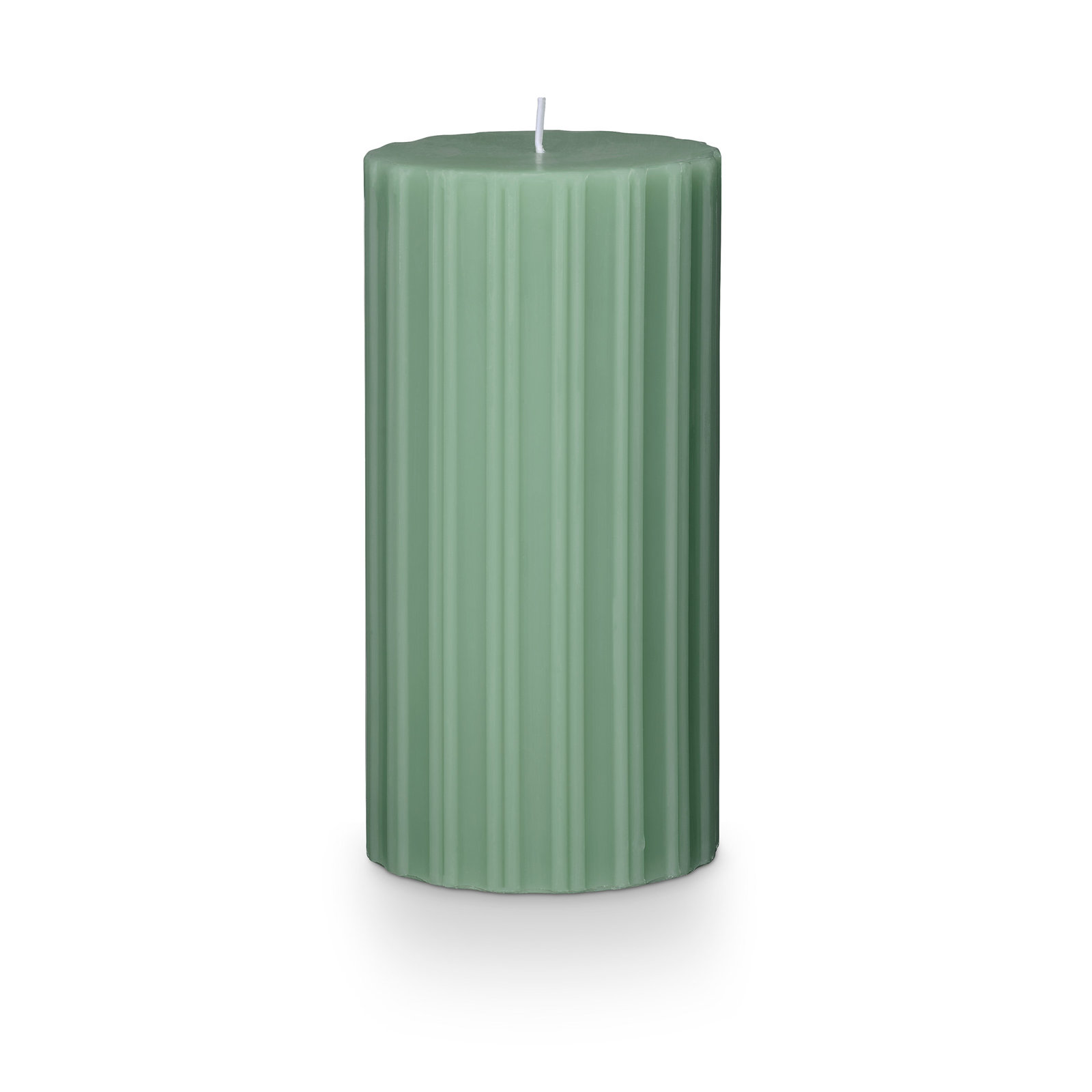 ILLUME Beautifully Done Medium Fragranced Pillar Candle, Blackberry Absinthe, Medium, Hinoki Sage