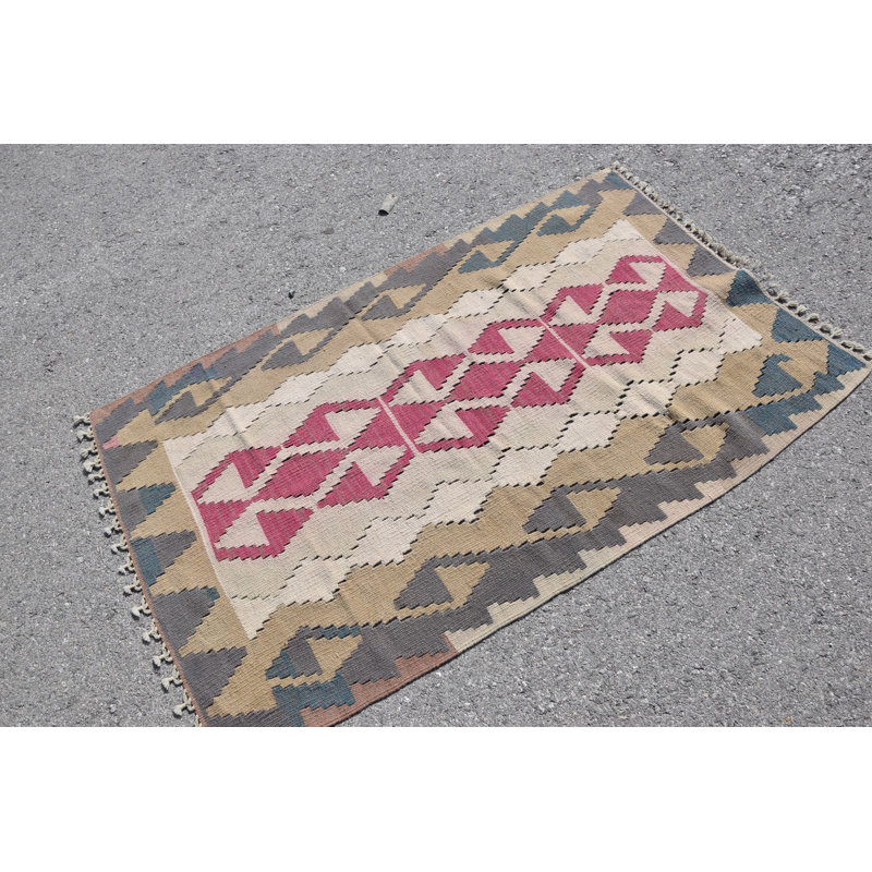 Tapis turc rétro vintage tissé à la main en beige vif et subtil pour un décor unique