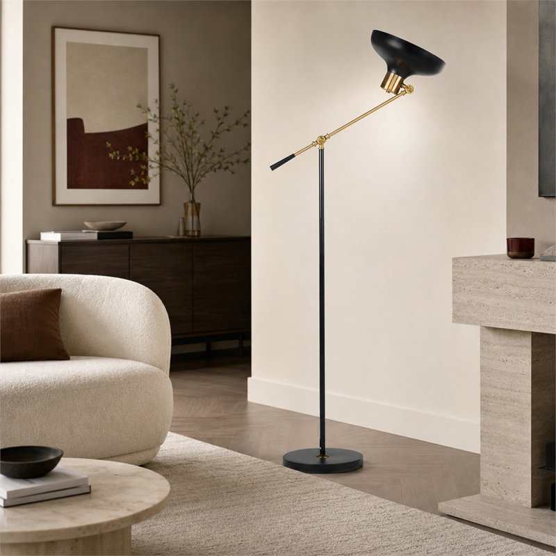 Lampe sur pied à bras réglable noire et dorée de style industriel, à gradation multi-angle, convient aux salons et aux chambres à coucher, facile à utiliser avec une pédale de commande.