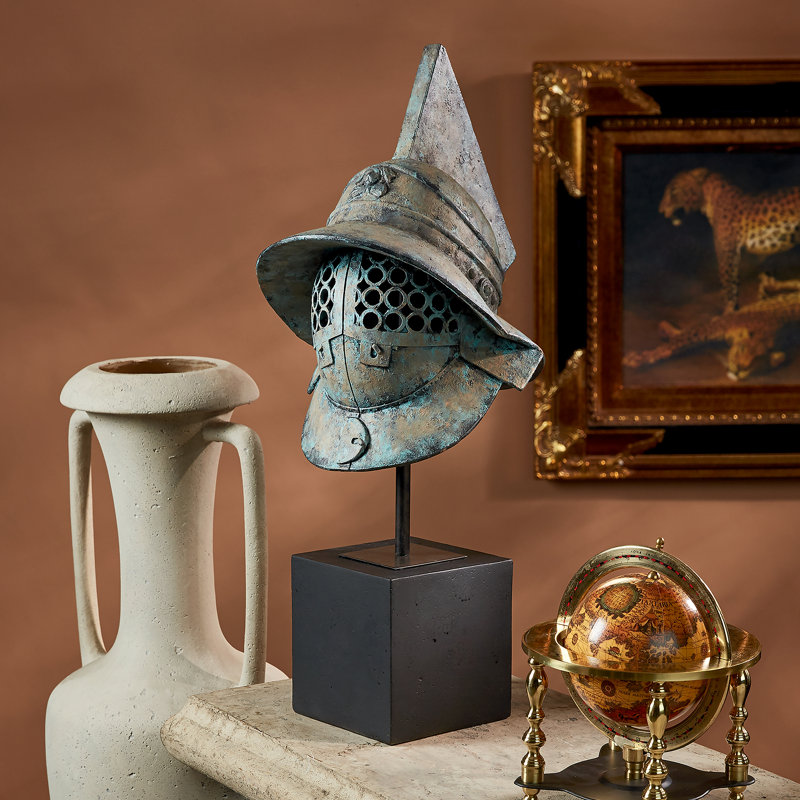 Statue de l'ancien casque de gladiateur romain de Pompéi