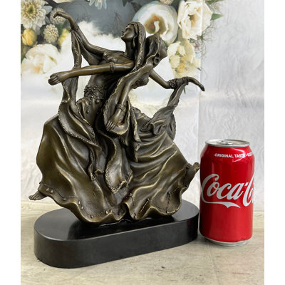 Figurines et sculptures