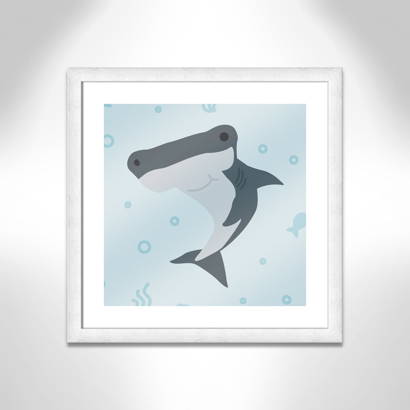 Impression sur papier Happy Hammerhead, H 22,5 po x l 22,5 po x P 0,6 po, Encadré plat à grain de bois blanc