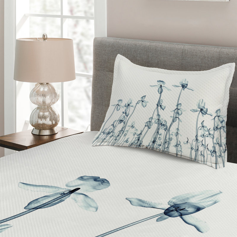 Twin White Quilted Bedspread Set with Floral Design