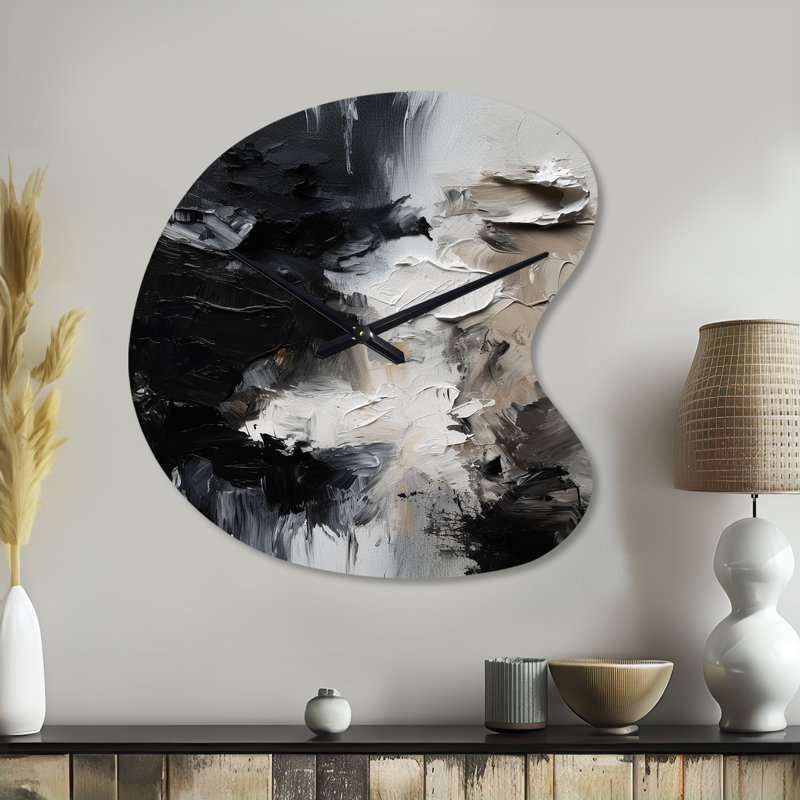 «Black Textured Splash Paint Art II», forme unique, peinture abstraite horloge murale en métal, horloge murale noire, Petit