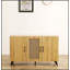 Armoire à trois portes en maille de rotin avec grand espace de rangement, parfaite pour un décor organisé et élégant