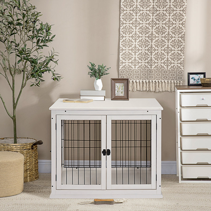 Élégante petite table de bout avec deux côtés qui s'ouvrent, une porte verrouillable et une conception décorative pour l'intérieur