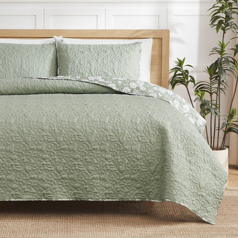 Jessica Simpson Fiona Quilt Sets, King