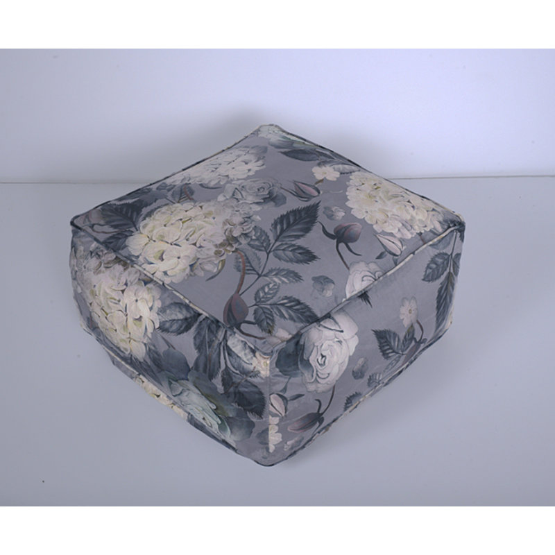 Grand pouf carré Hazel, imprimé floral sur fond gris