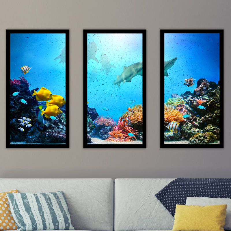 «Underwater» - reproduction de photo à multiples images sur plastique, H 25,5 po x l 40,5 po x P 1 po