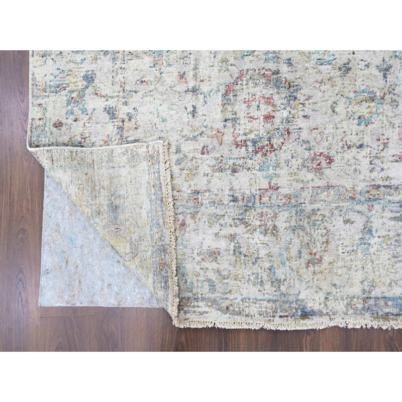 Tapis oriental blanc noué à la main 7 pi 8 po x 9 pi 9 po Tabriz