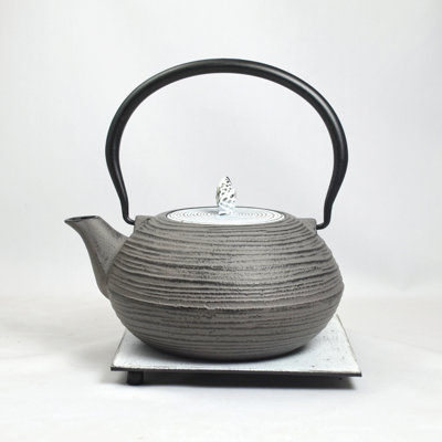 Bloomsbury Market Edmee 1.2ml Solid Colour Teapot