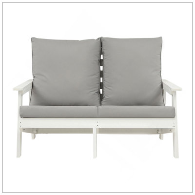 Causeuse d'extérieur élégante et confortable avec finition grain de bois, parfaite pour une utilisation toutes saisons et une élégante assise de jardin.