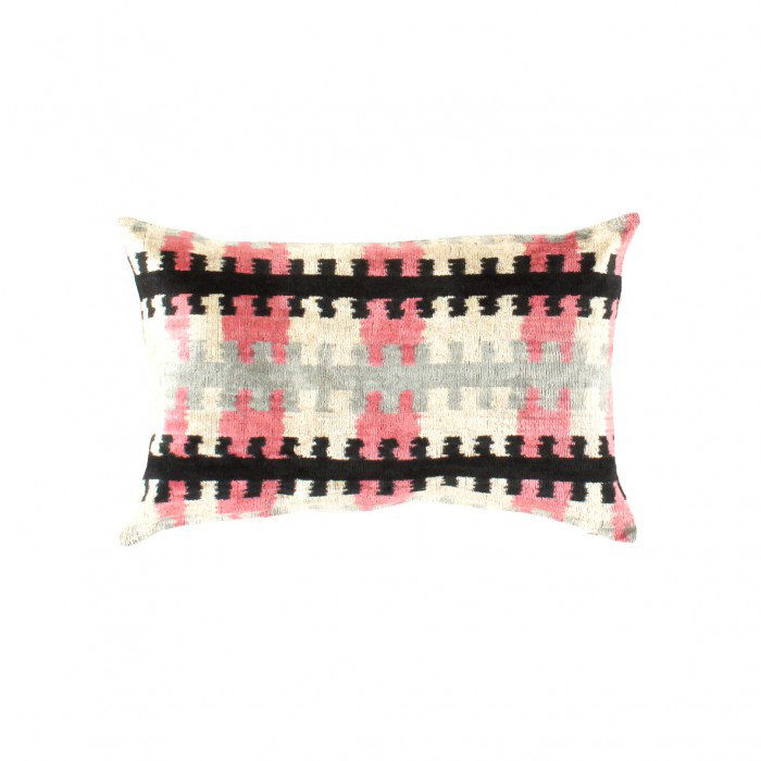 Oreiller en soie TI 162 TI 162, Noir / rose persan / gris / ikat beige