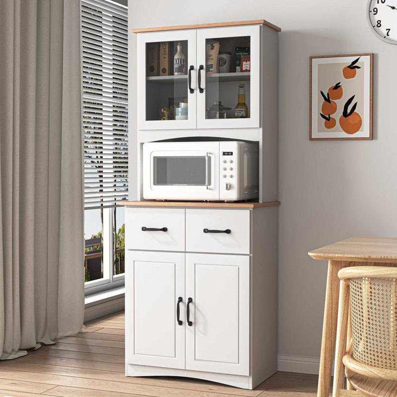 Armoire de cuisine en bois avec garde-manger et micro-ondes