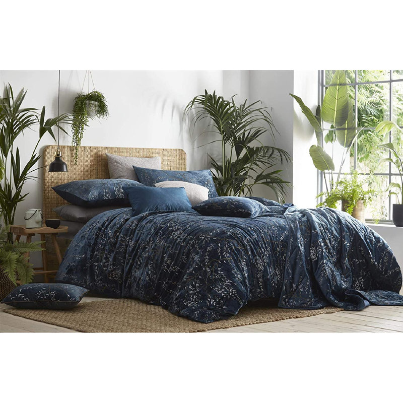Cotton Blend, Polyester Floral Bedspread