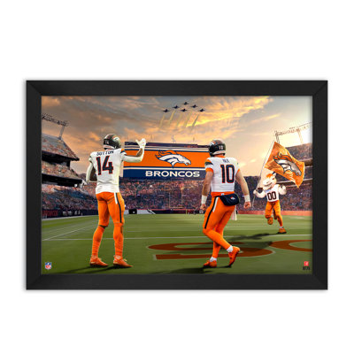 Affiche encadrée 14" x 20" des Broncos de Denver (NFL), représentant 2 joueurs