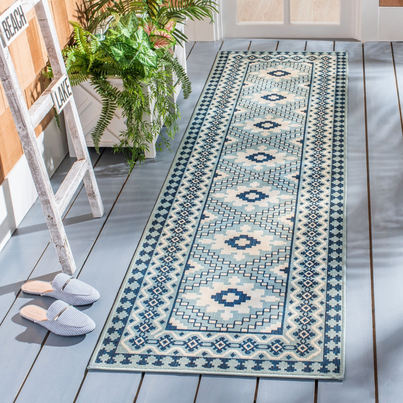 Northpoint Veranda Performance Southwestern Indoor/Outdoor Area Rug, Runner 2'3" x 8'