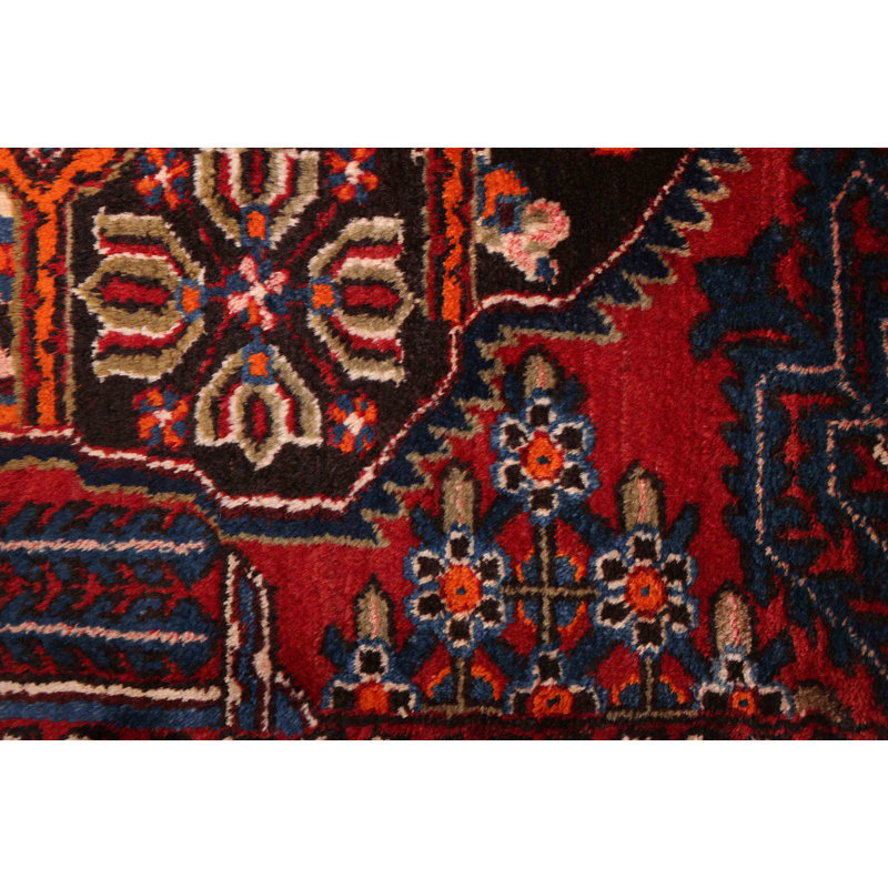 Tapis rouge Anadol 4 pi 4 po x 7 pi 5 po