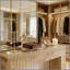 Console de style artistique, canapé, table d'appoint