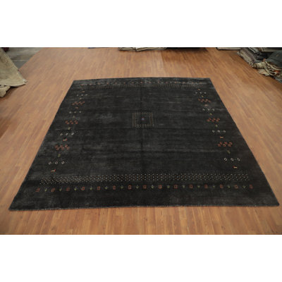 Tapis raffiné de style Gabbeh 10 x 10 avec motifs artistiques subtils