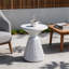 Tables de bout d'extérieur en ciment pour patio, table d'appoint de jardin, petite table d'appoint ronde moderne pour l'extérieur, tabouret de jardin en souche d'arbre pour l'intérieur et l'extérieur