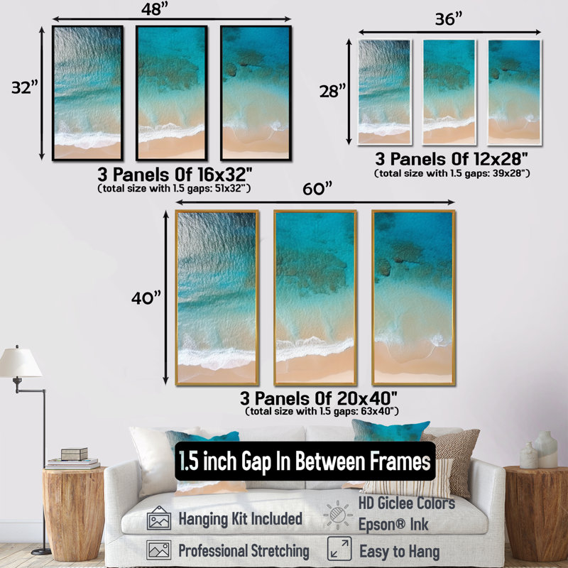 Vue aérienne de la plage bleue II - art mural plage, Cadre flottant noir, H 32 po x l 48 po x P 1 po